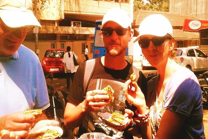 Mumbai Street Food Crawl (2 Hours Guided Food Tasting Tour) - Key Points