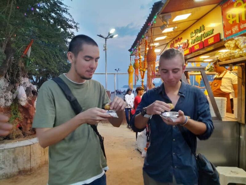 Mumbai Street Food Tour with Evening Bazaar Walk - The Experience of a Guided Food Tour