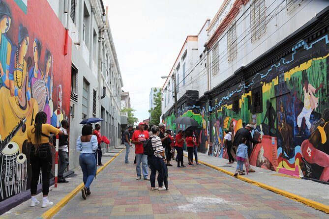 Mural Tours in the Downtown Kingston Art District, Jamaica - An In-Depth Look at the Kingston Mural Tour