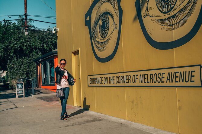 Murals and Graffiti Photoshoot - Posh Melrose with a Photographer in Los Angeles - Practical Details & Considerations