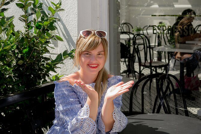 Murals and Graffiti Photoshoot - Posh Melrose with a Photographer in Los Angeles - Who Will Love This Tour?