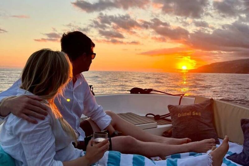 Muscat : Coastal & Sunset Boat Trip - Key Points