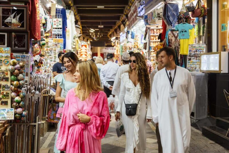 Muscat: Guided Walking Tour of Corniche, Souq & Mutrah Fort - Key Points