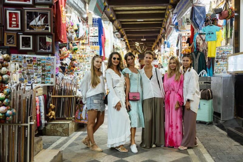 Muscat: Guided Walking Tour of Corniche, Souq & Mutrah Fort - Why This Tour Works Well
