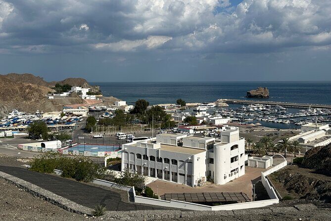 Muscat Private Evening City Tour with pickup from Hotels and Port - Authentic Traveler Experiences