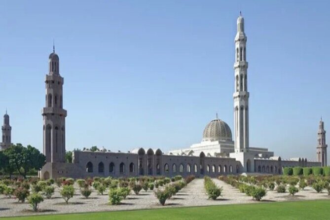 Muscat Shore Excursion:Muscat city tour with the Grand Mosque - Muttrah Souq: A Cultural Treasure