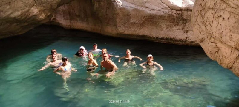 Muscat: Wadi Bani Khalid Oasis & Oman Desert Tour - Key Points