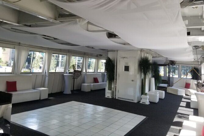 Musette Yacht Fort Lauderdale New Year's Eve Party Cruise - The Experience in a Nutshell