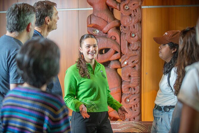 Museum of New Zealand Te Papa Tongarewa: Introducing Te Papa Tour - What the Tour Covers