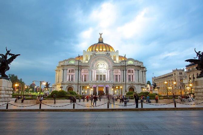 MX CITY Private Tour of the historic center and visit of the ANTHROPOLOGY MUSEUM - FAQ