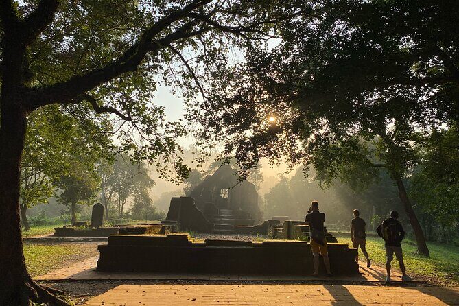 My Son Sanctuary Early Morning Tour 6 am w Banh my and Coffee - What’s Included and Not Included?
