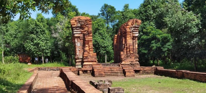 My Son sunset small group tour with boat trip - Detailed Breakdown of the Itinerary