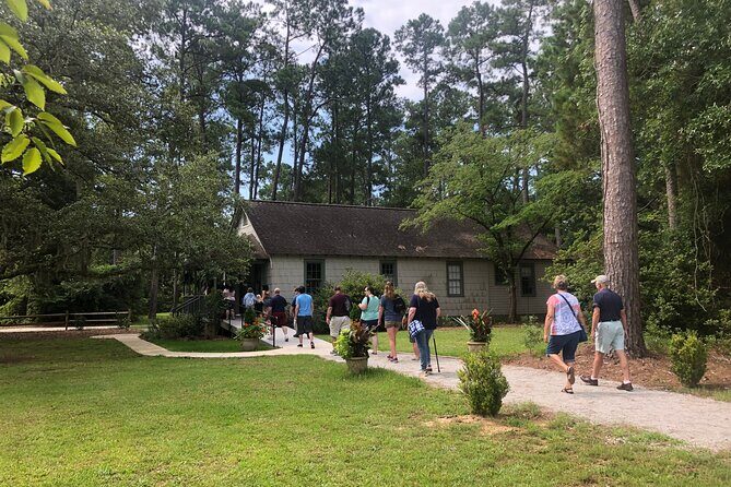 Myrtle Beach Area Ghosts, Pirates and Historic Families Trolley Tour - Key Points
