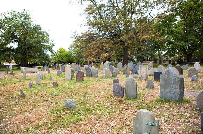 Mysteries and Murders of Salem Guided Night-Time Walking Tour - The Sum Up