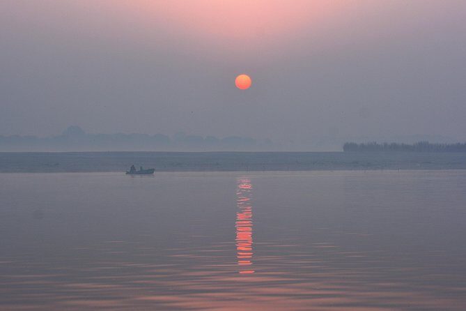 Mysticism of Varanasi with Ganga Aarti (2 Hours Walking Tour) - Who Should Join This Tour?