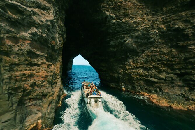 N Pali Coast Zodiac Raft Expedition and Snorkeling on Kauai - A Detailed Look at the N Pali Coast Zodiac Raft Expedition and Snorkeling