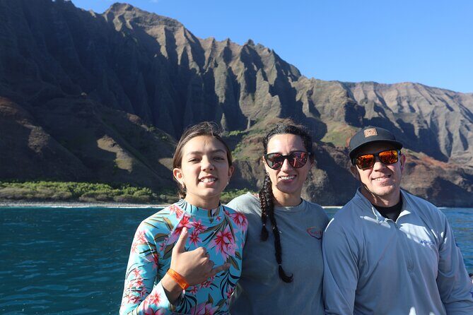 N Pali Coast Zodiac Raft Sea Caves Expedition on Kauai - Practical Details and Booking
