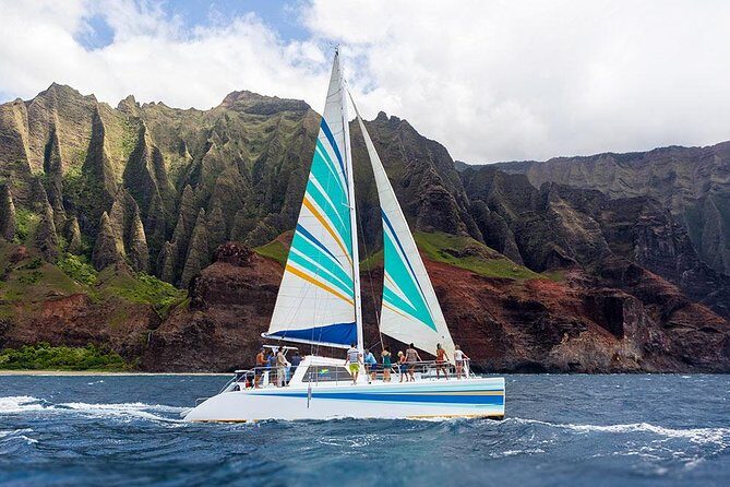 Na Pali Coast Kauai Snorkel and Sail - Key Points