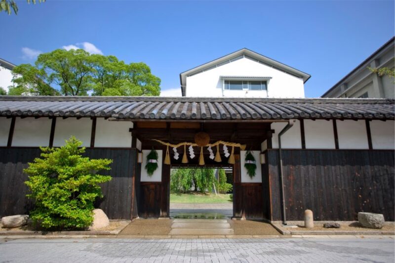 Nada Sake Breweries Kobe Private Tour with Licensed Guide - Introduction to the Nada Sake Brewery Tour