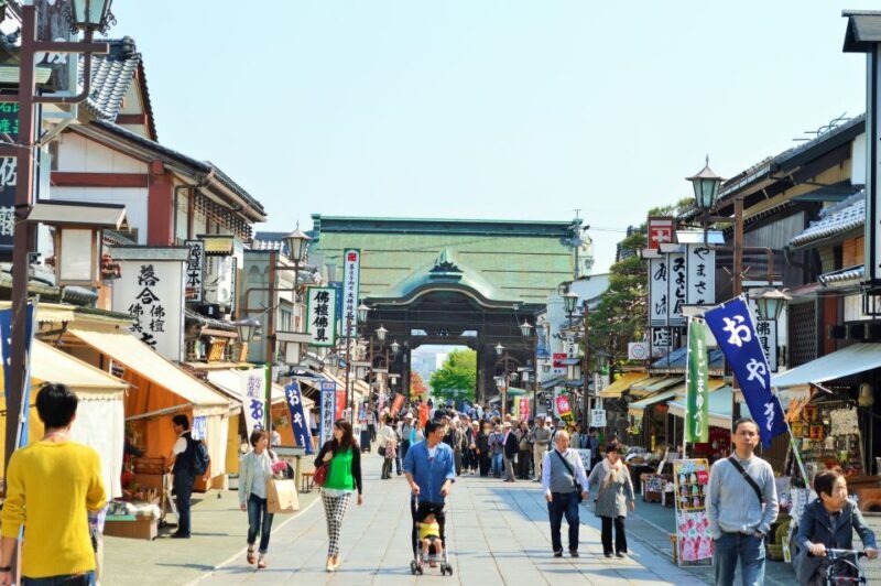 Nagano: Snow Monkeys, Zenkoji Temple & Sake Day Trip - What Reviewers Love Most