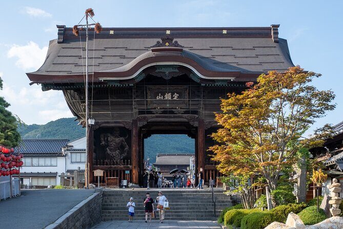 Nagano Zenkoji Temple Tour and Tea Ceremony Experience - The Sum Up