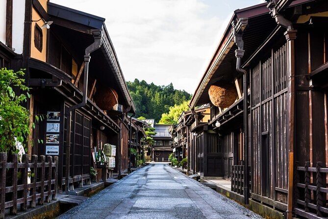 Nagoya to Takayama & Shirakawa World Heritage English Guide - Transport, Guides, and Timing