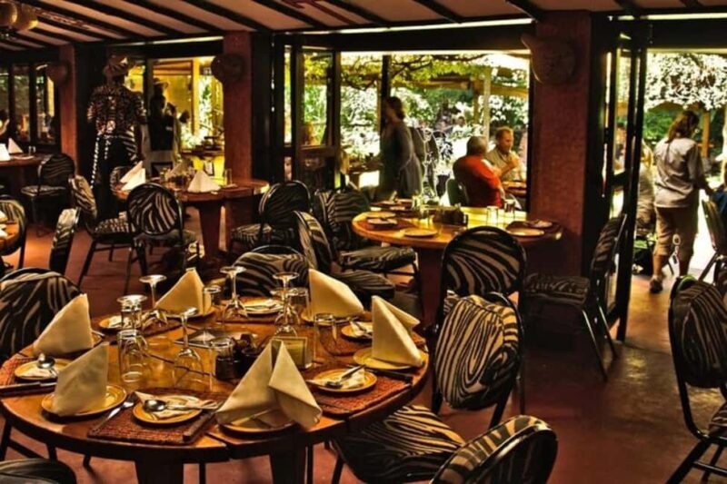 Nairobi: Carnivore Restaurant Lunch or Dinner Experience - Entertainment and Atmosphere