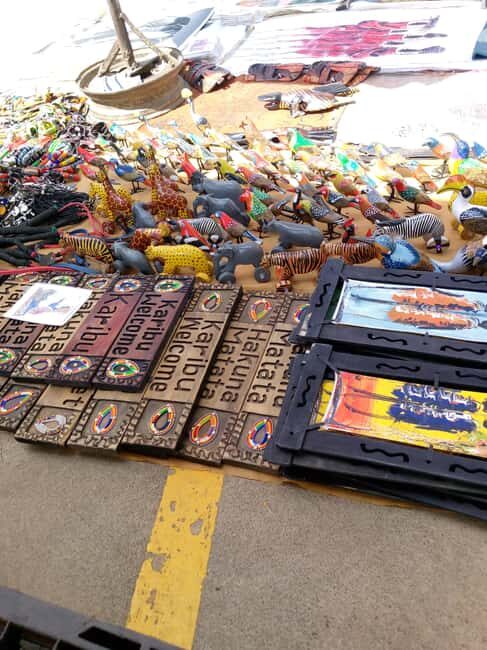 Nairobi walking tour and souvenir shopping - Exploring Nairobi on Foot: What to Expect