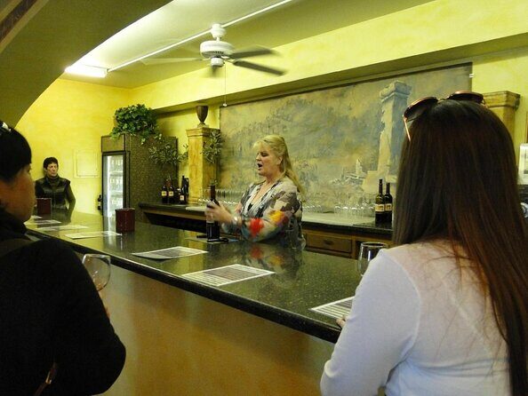 Napa Valley Daily Join In Group Wineries Tour Including Lunch - The Experience and Logistics