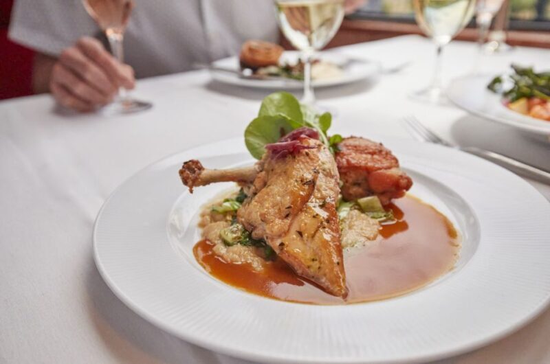 Napa Valley Wine Train: Gourmet Express Lunch or Dinner - The Experience in Detail