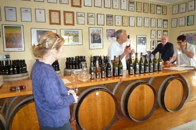Napier Gourmet Winery Luncheon + tastings at 3 Great Wineries - Key Points