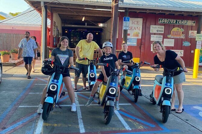 Naples Electric Moped Tour - Key Points: