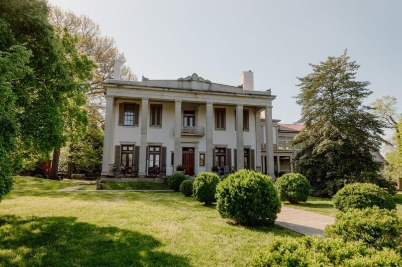 Nashville: Belle Meade Historic Mansion Tour - A Comprehensive Look at the Belle Meade Historic Mansion Tour
