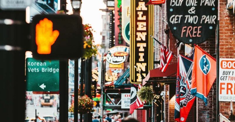 Nashville: Broadway Boyfriends Bar Crawl - FAQs