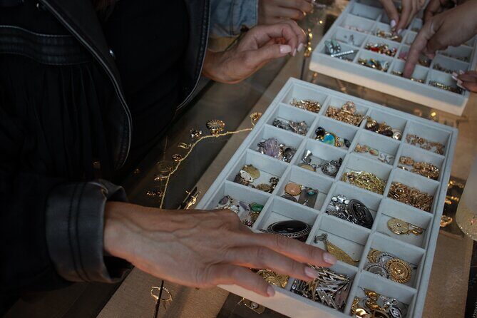 Nashville Charm Bar Experience - The Charm Selection: Telling Your Nashville Story