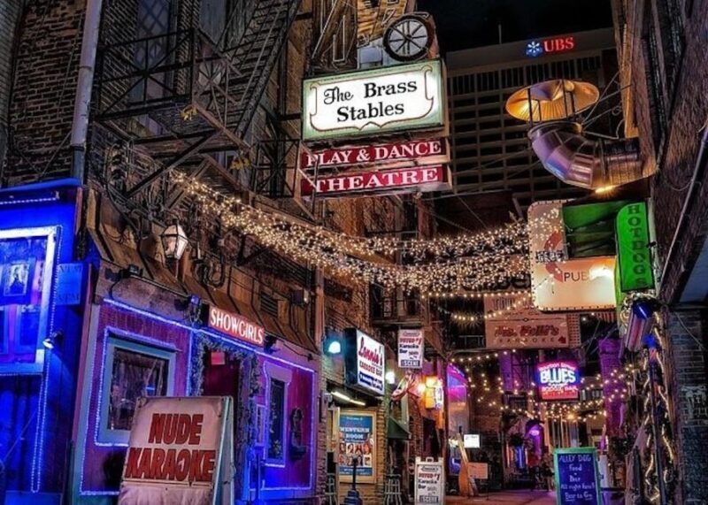 Nashville: Drinkers & Thinkers Pub Crawl - An Authentic Taste of Nashville’s Nightlife and History