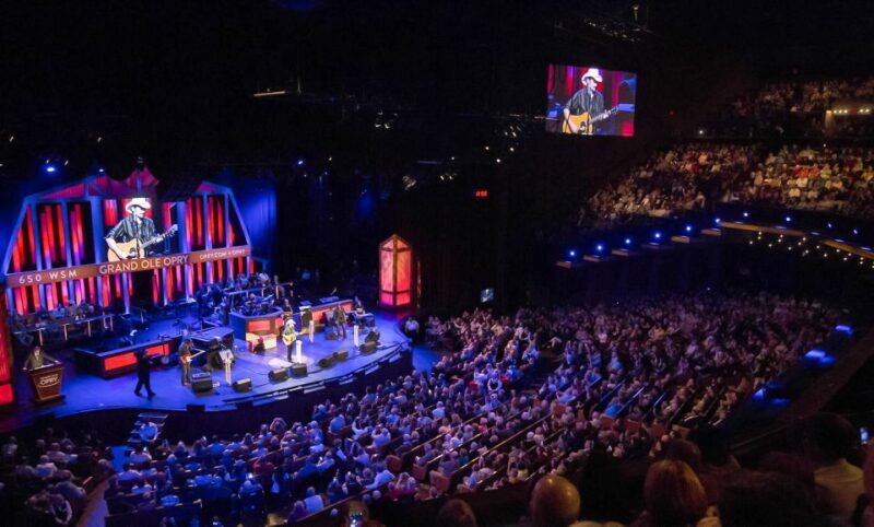 Nashville: Grand Ole Opry Show Ticket - An In-Depth Look at the Grand Ole Opry Experience
