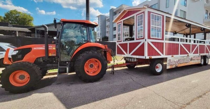 Nashville: Guided Hayride Tractor Ride and Sightseeing Tour - Key Points