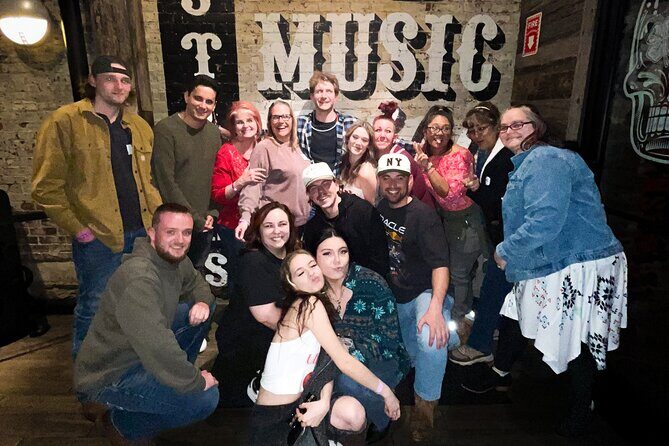 Nashville Live Music Bar Crawl with Local Venues & Drink Specials - A Detailed Look at What You Can Expect