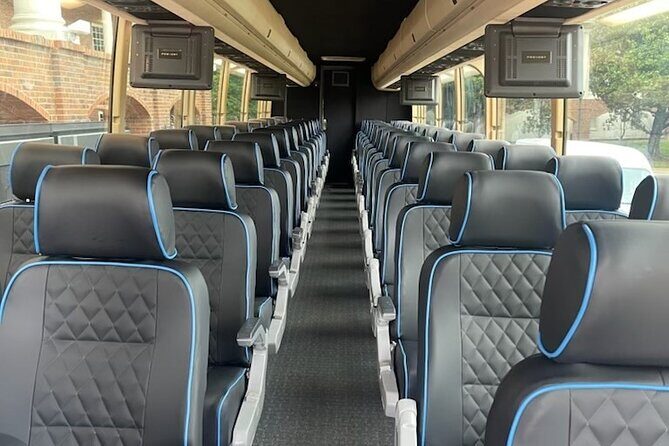 Nashville Private Airport Transportation for Big Groups - A Detailed Look at the Experience