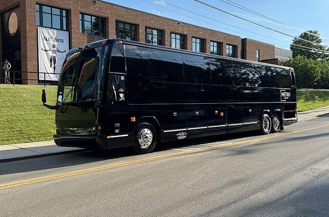 Nashville Private Airport Transportation for Big Groups - Who Will Benefit Most?