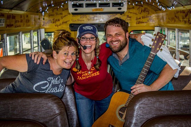 Nashville Rollin Jamboree Comedy & Country Music Sing-Along Tour - The Experience: An In-Depth Look