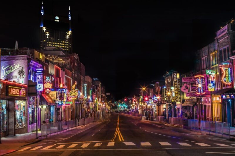 Nashville's Dark Secrets: Murder and True Crime Ghost Tour - The Experience: Pros and Cons