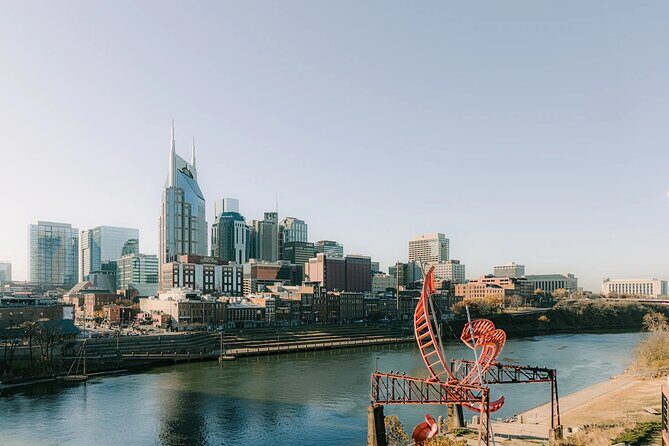 Nashvilles Downtown Discovery A Walk Through Music - Key Points