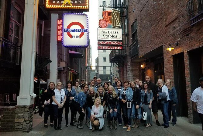 Nashville's Honky-Tonk Walking Sightseeing Pub Crawl - Who Will Love This Tour?