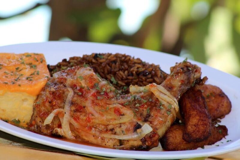Nassau: Sip, Sample & See, Food & History Bus Tour - Food, Drinks, and Cultural Experiences