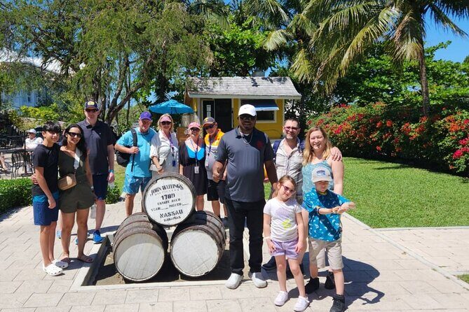 Nassau's Half Day Bus City Tour: Guided Tour with Free Samples - FAQs