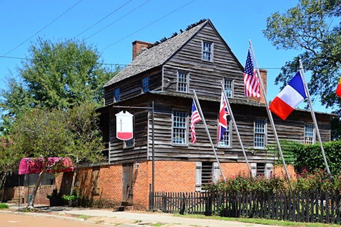 Natchez Self Guided Walking Tour - Starting Point: Under-the-Hill Saloon
