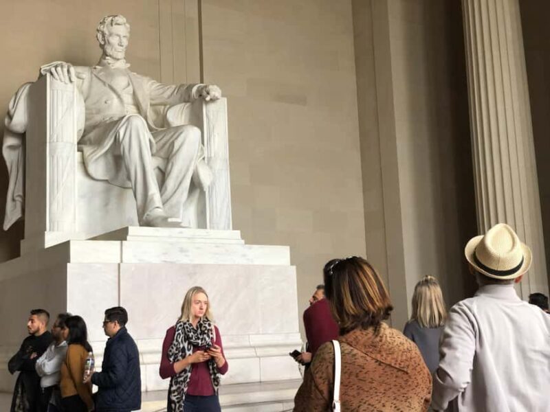National Mall Tour w/ Washington Monument Semi-Private 12ppl - Who Should Consider This Tour?