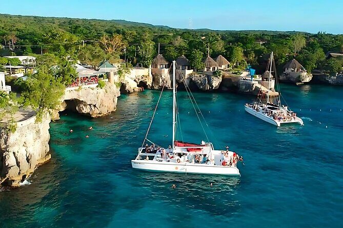 Negril Catamaran: Adults Sunset Party with Drinks & DJ - FAQ